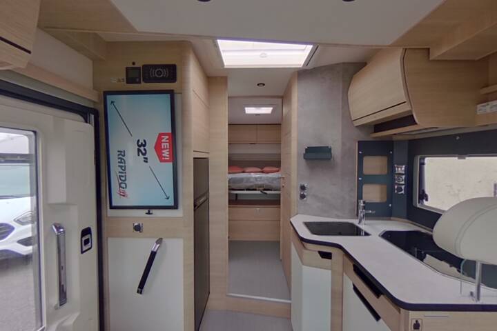 RAPIDO 696 F 2025