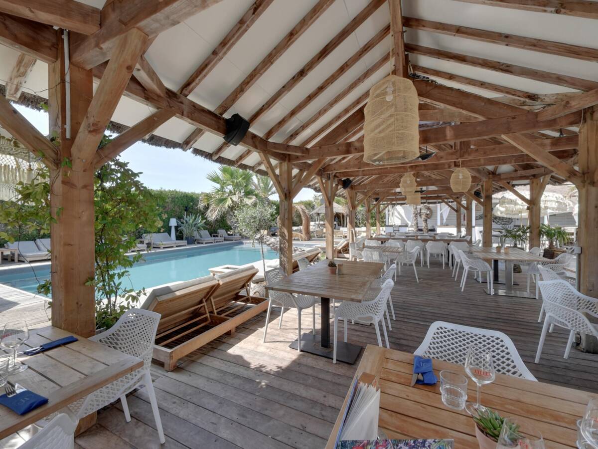 Outdoor terrace
