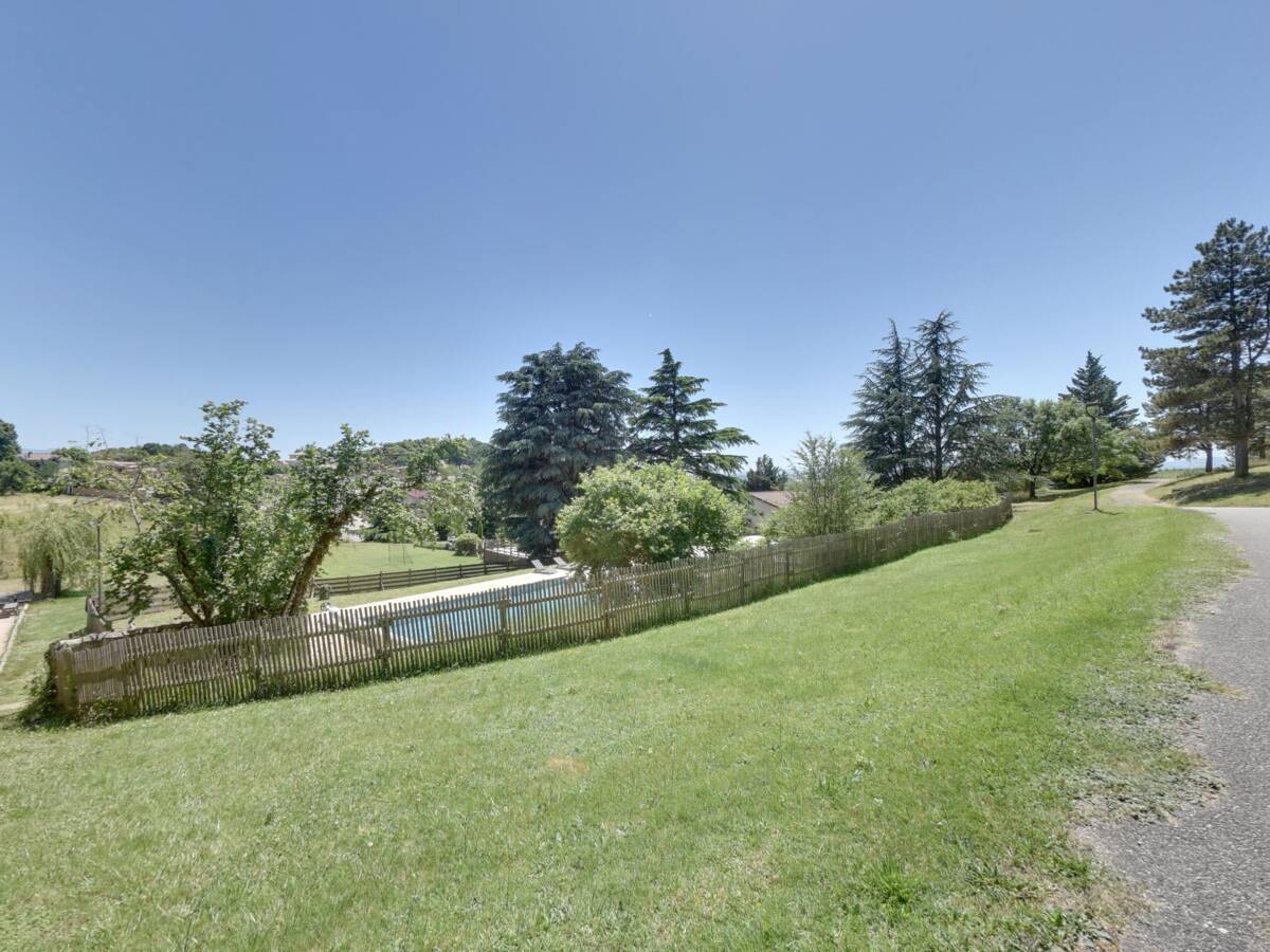 Panoramic view of Domaine de Chantesse