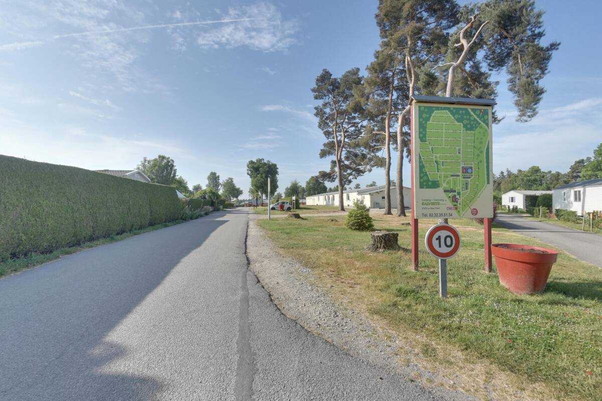 Le camping caravaning de Salverte