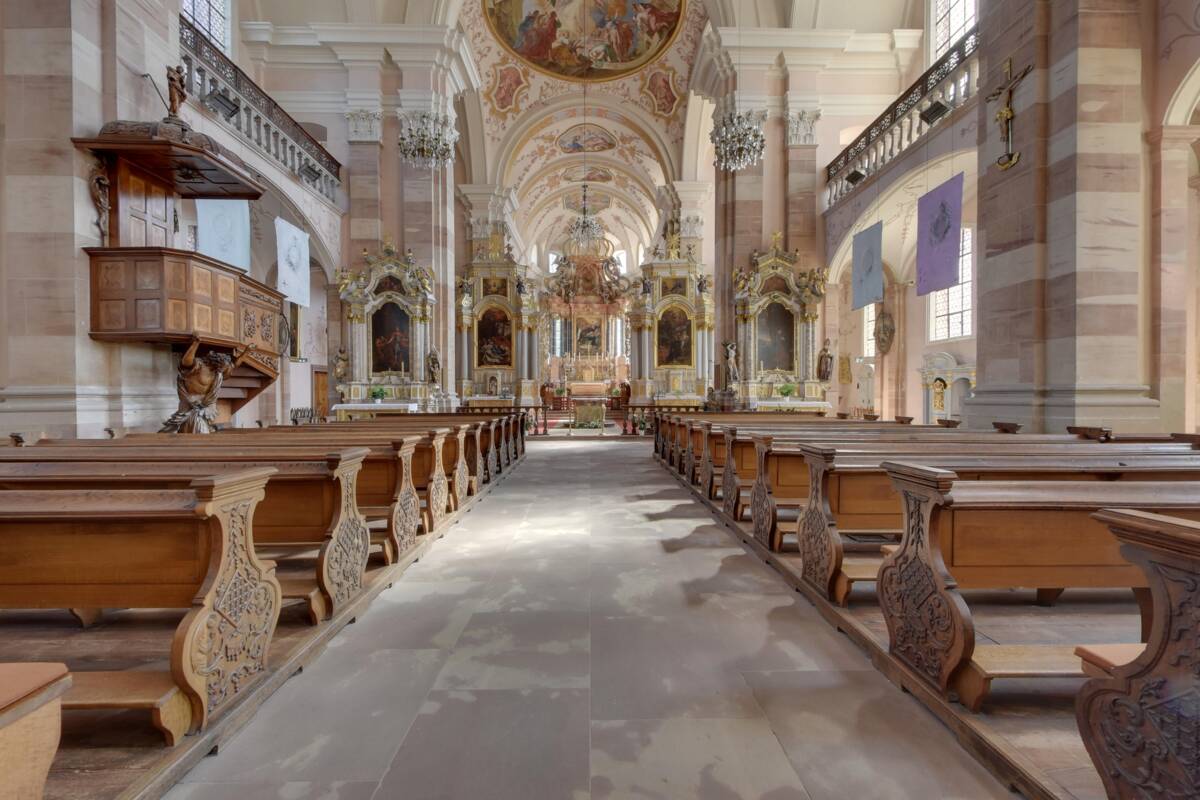 Gilded altarpiece of the abbey choir