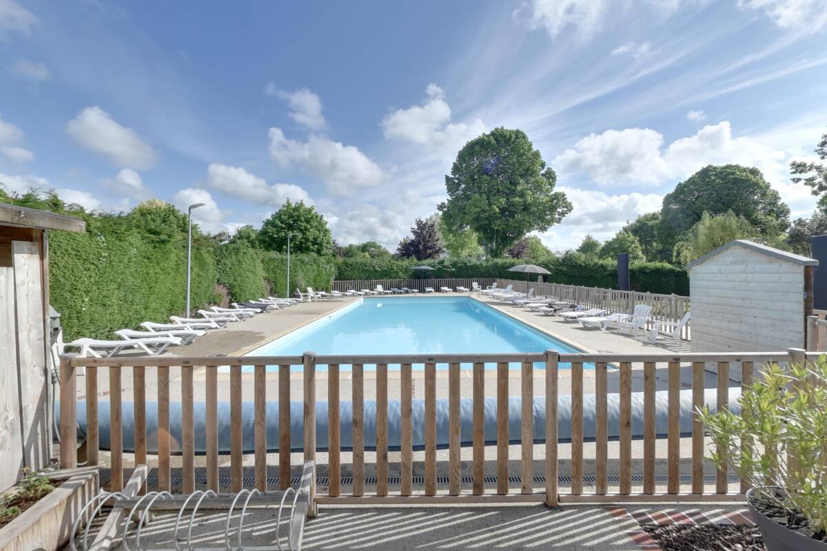 La piscine du camping
