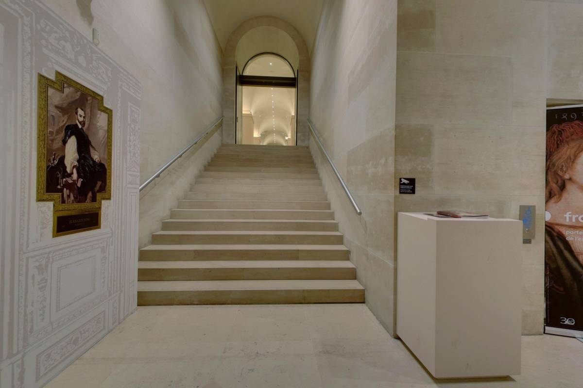 The Louvre's gallery for an introduction to art